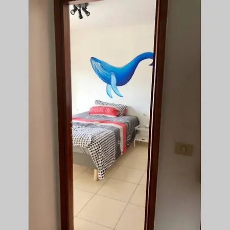 Casa Con Piscina Privada. Mirador De Humbolt. Semesterbostad *