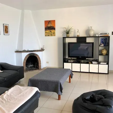 Holiday home Casa Con Piscina Privada. Mirador De Humbolt.